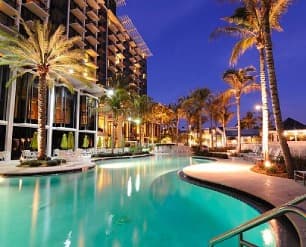Hotels & Resorts
